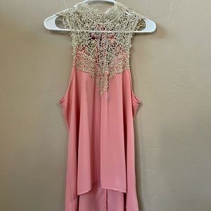 Gorgeous Windsor Gold Lace with pink Flowy top!